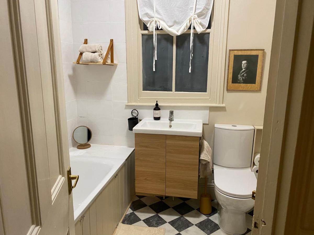Stylish Apt London Excel Olympic Close To Station Apartment Екстериор снимка