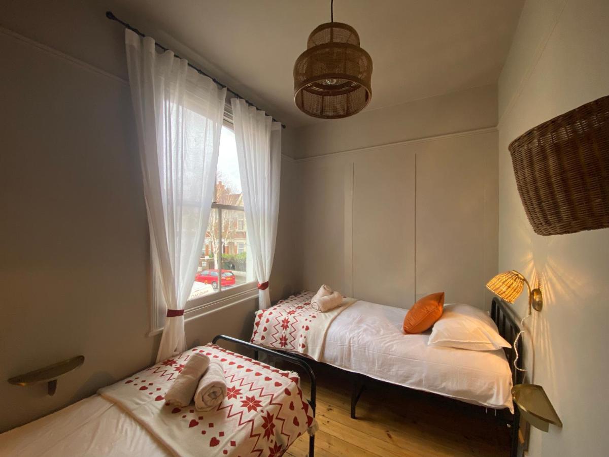 Stylish Apt London Excel Olympic Close To Station Apartment Екстериор снимка